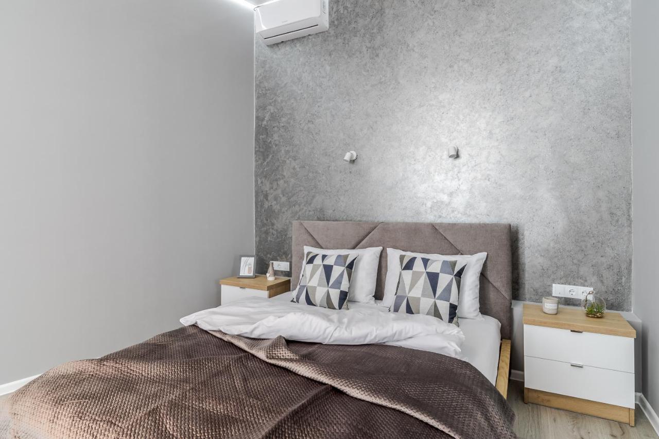Inshiapartments On Popovycha Str 2 إلفيف المظهر الخارجي الصورة